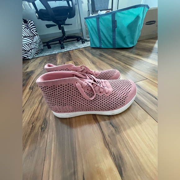 Nobull Mid Top trainers - Picture 2 of 8